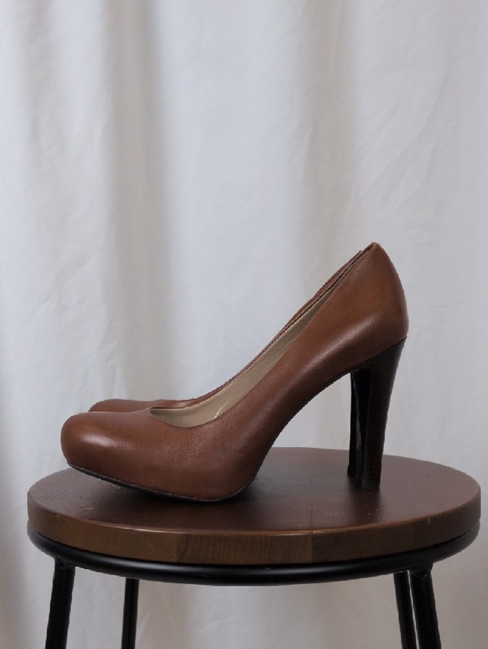 Franco Sarto Brown Leather Round-Toe High Heel Pumps Size 8M
